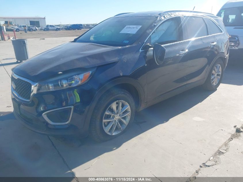 VIN 5XYPG4A5XJG352137 2018 KIA Sorento, 3.3L Lx no.2