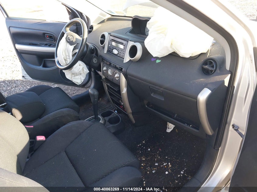 JTKKT624940072350 2004 SCION XA photo no. 5
