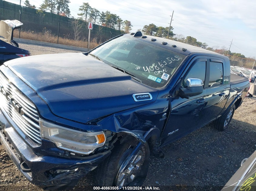 2019 RAM 2500 LARAMIE  4X4 6'4 BOX - 3C6UR5NL7KG677124