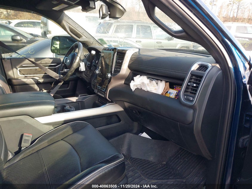 2019 RAM 2500 LARAMIE  4X4 6'4 BOX - 3C6UR5NL7KG677124