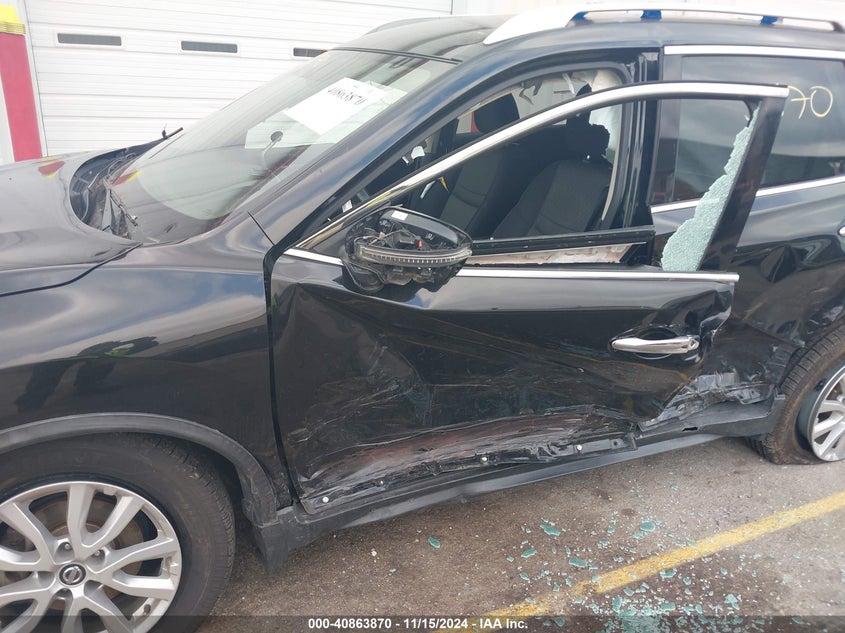 2017 NISSAN ROGUE VIN: JN8AT2MV1HW267657