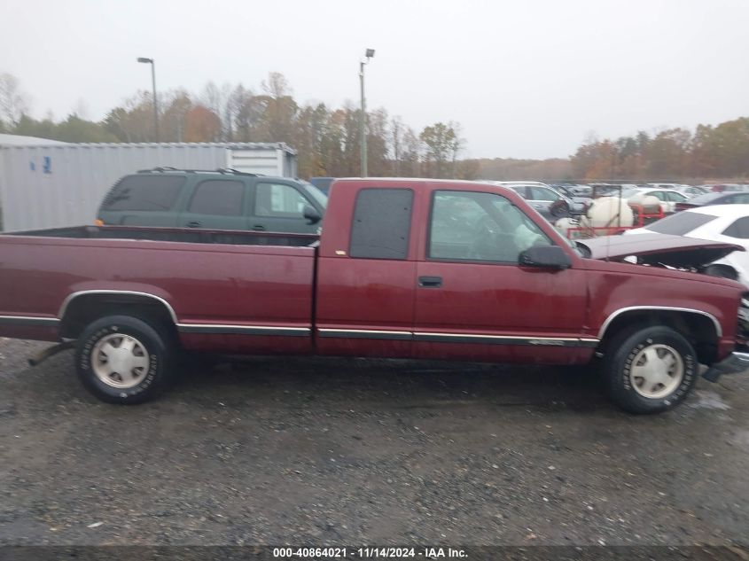 1998 Chevrolet C1500 Fleetside VIN: 1GCEC19R8WE203122 Lot: 40864021