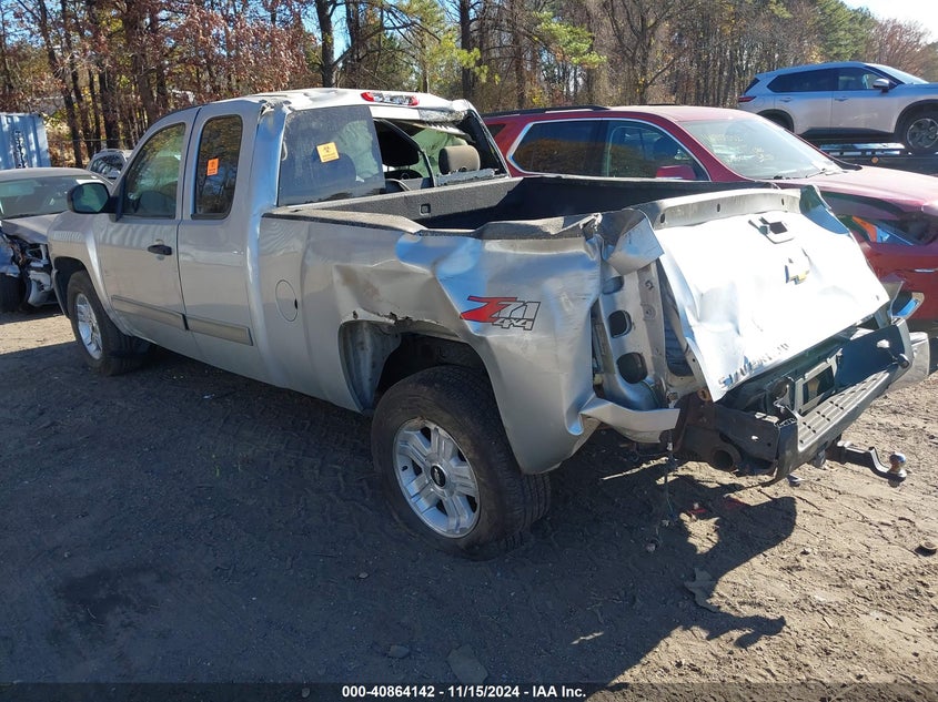 2013 CHEVROLET SILVERADO 1500 LT - 1GCRKSE76DZ333999