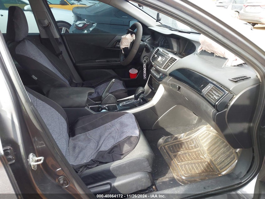 2017 HONDA ACCORD VIN: 1HGCR2F35HA249708