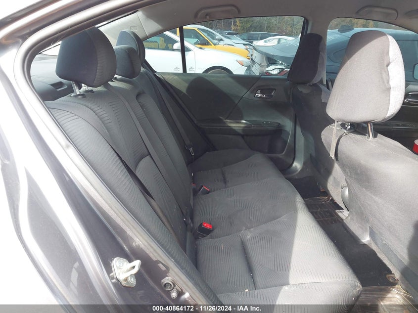 2017 HONDA ACCORD VIN: 1HGCR2F35HA249708