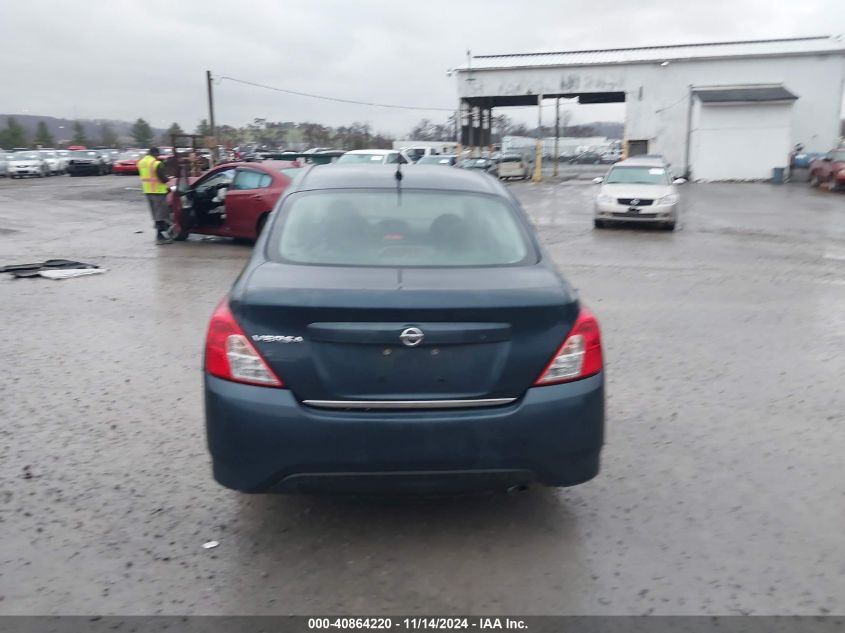 2015 Nissan Versa 1.6 S VIN: 3N1CN7AP1FL946917 Lot: 40864220