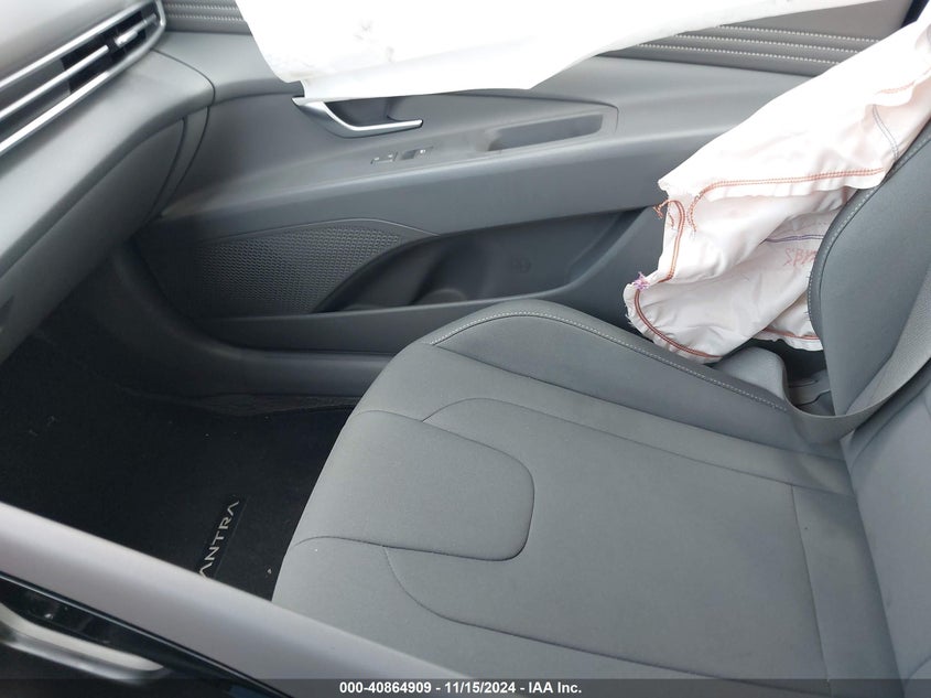 VIN KMHLS4AG8PU552726 2023 HYUNDAI ELANTRA SEL