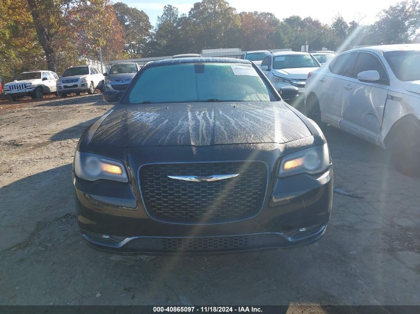 2017 Chrysler 300 S VIN: 2C3CCABG2HH607596 Lot: 40865097