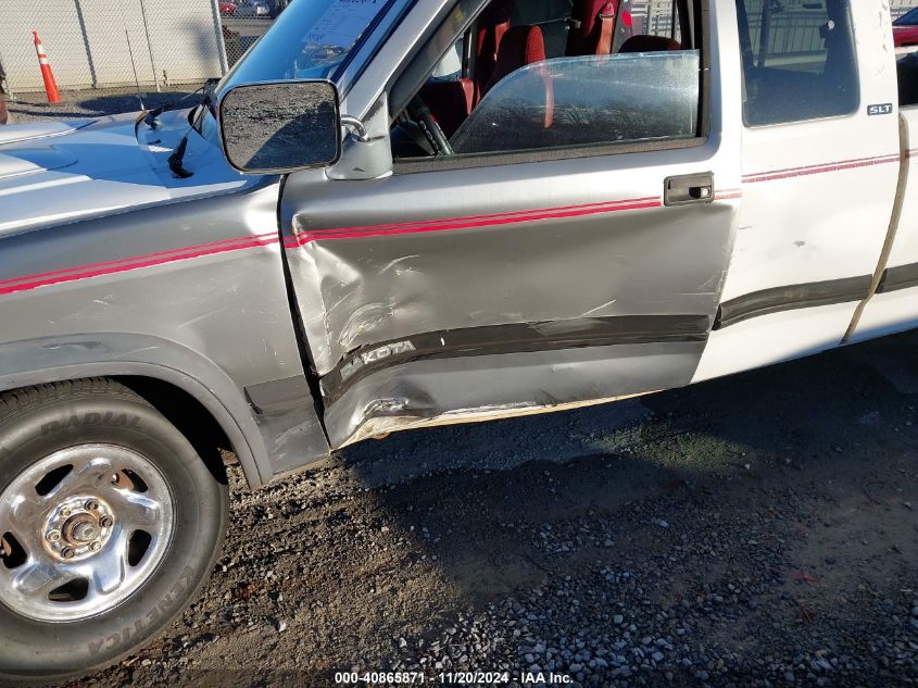 1994 Dodge Dakota VIN: 1B7GL23X5RS717229 Lot: 40865871