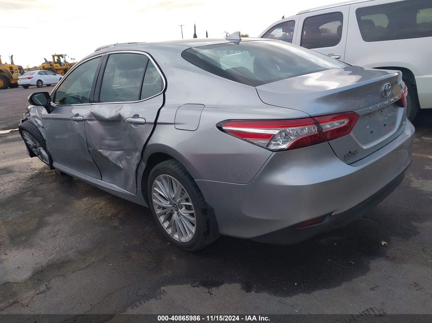 2019 TOYOTA CAMRY XLE - 4T1B11HK8KU743272