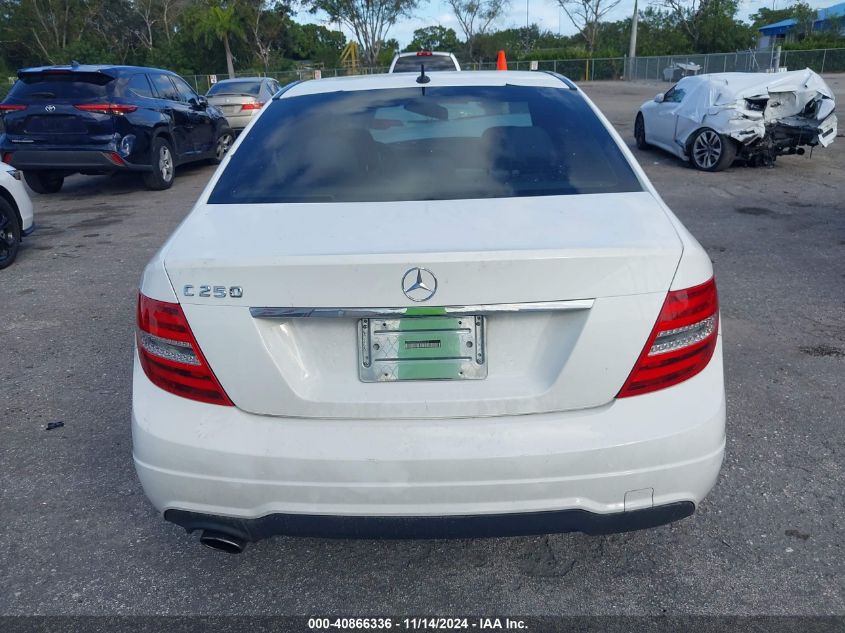 2013 Mercedes-Benz C 250 Luxury/Sport VIN: WDDGF4HB7DR290710 Lot: 40866336