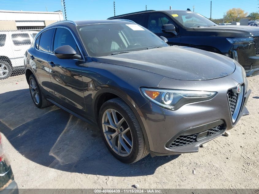 VIN ZASFAKAN7J7B85127 2018 ALFA ROMEO STELVIO no.1