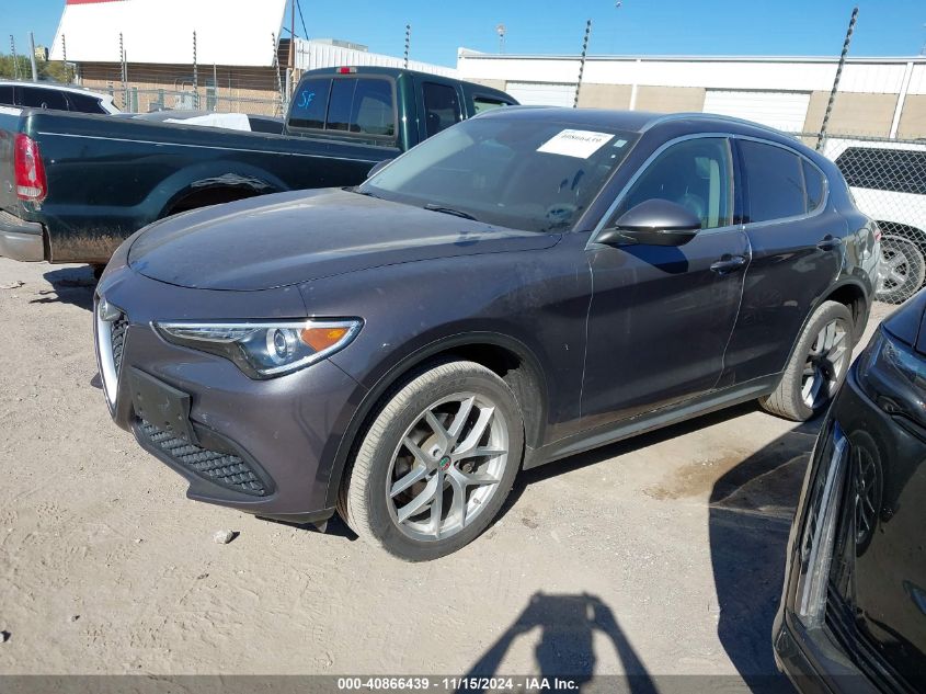 VIN ZASFAKAN7J7B85127 2018 ALFA ROMEO STELVIO no.2