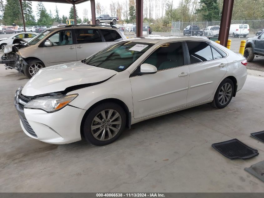 VIN 4T1BF1FKXFU899453 2015 Toyota Camry, Xle no.2