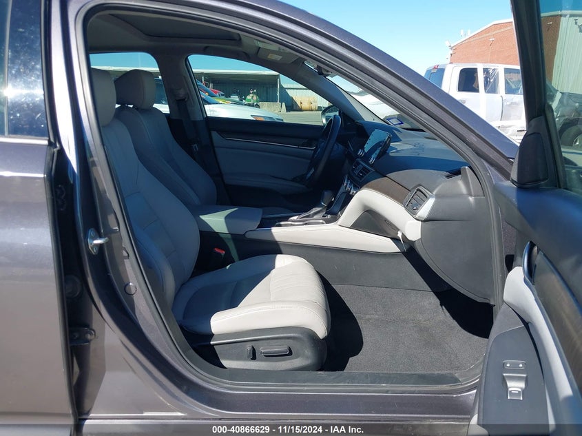 2018 HONDA ACCORD VIN: 1HGCV1F51JA149795