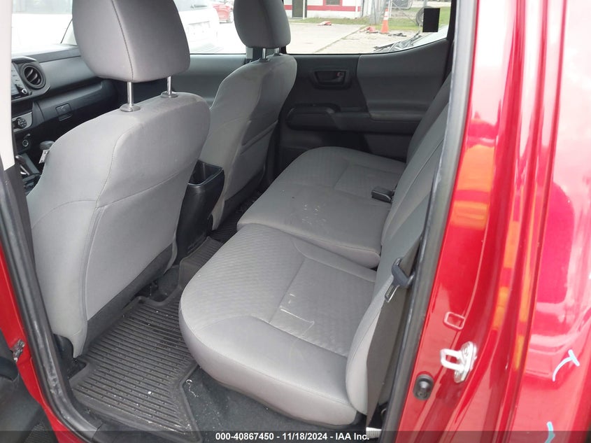 VIN 3TYAX5GN3NT045537 2022 TOYOTA TACOMA SR