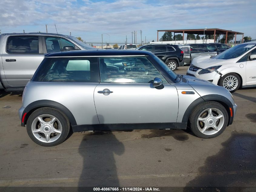 2006 Mini Cooper VIN: WMWRC33596TK17350 Lot: 40867665