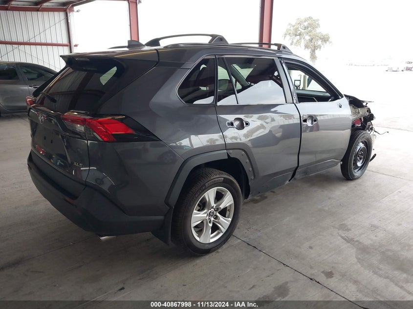 2019 TOYOTA RAV4 XLE VIN: 2T3W1RFV5KW042046