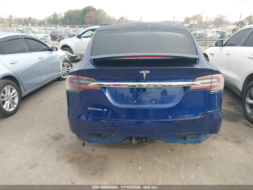 2018 Tesla Model X 100D/75D/P100D VIN: 5YJXCBE20JF133825 Lot: 40868004