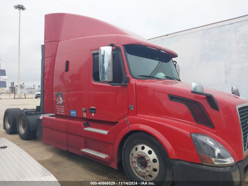 2015 Volvo Vn Vnl VIN: 4V4NC9EH9FN912240 Lot: 40868029