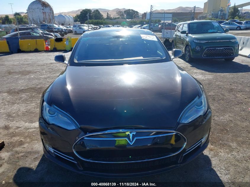 2013 Tesla Model S VIN: 5YJSA1AC7DFP10637 Lot: 40868139