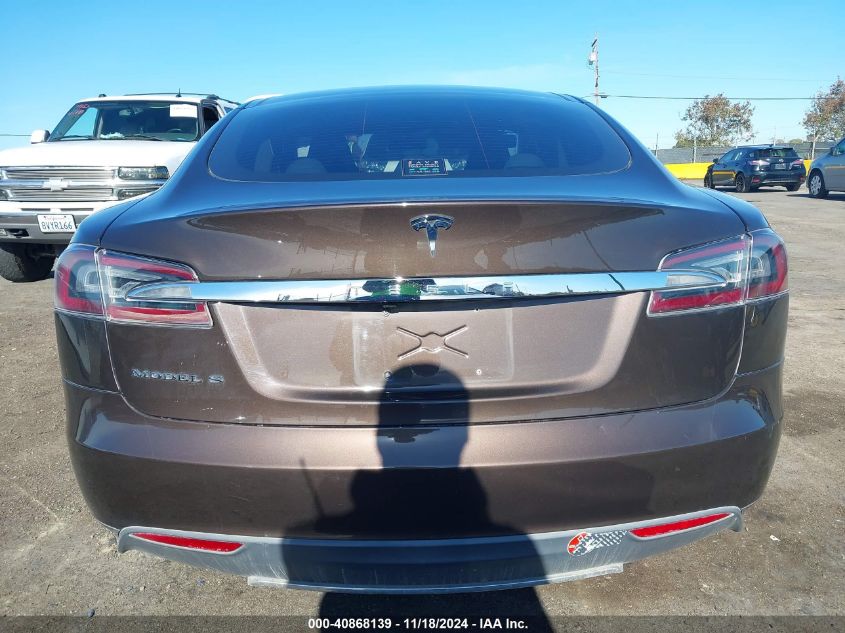 2013 Tesla Model S VIN: 5YJSA1AC7DFP10637 Lot: 40868139