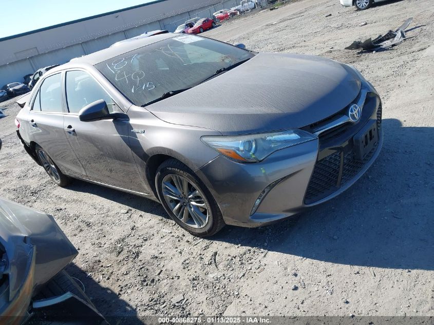 2017 Toyota Camry, Hybrid SE