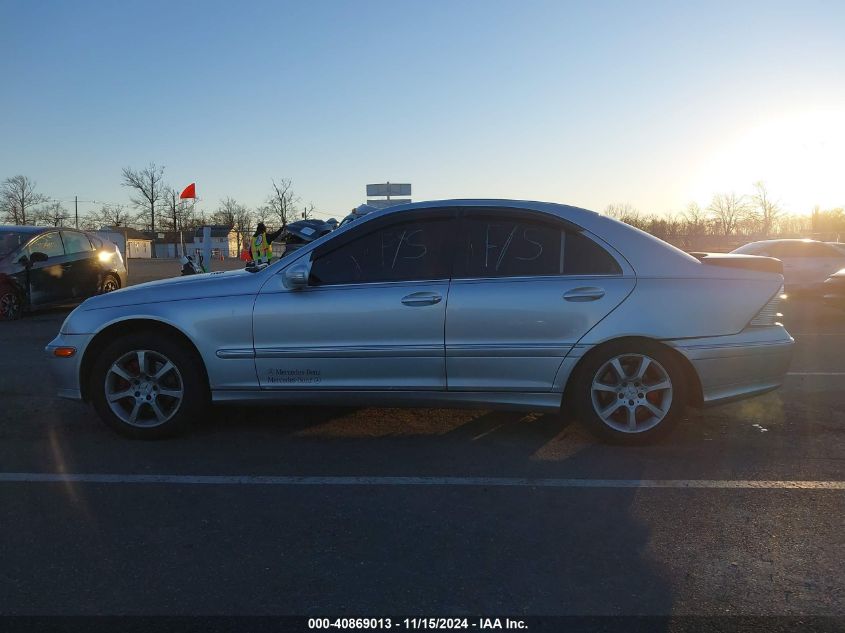 2007 Mercedes-Benz C 280 Luxury 4Matic VIN: WDBRF92H07F884122 Lot: 40869013