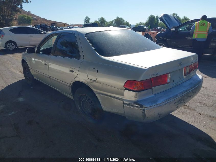 2001 Toyota Camry Le VIN: JT2BG22K310603890 Lot: 40869138