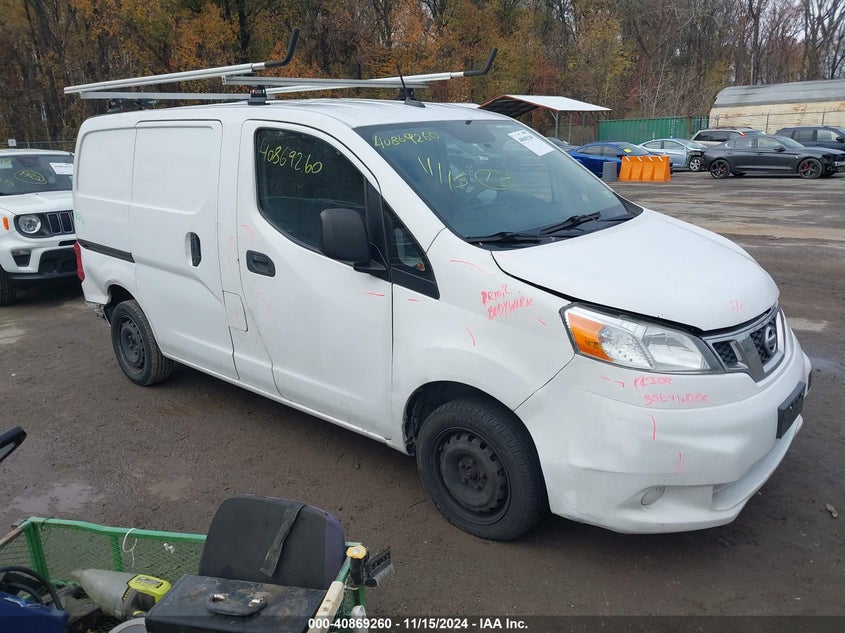 2015 Nissan NV 200