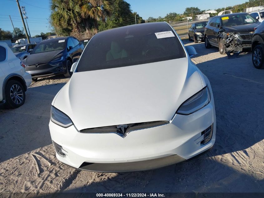 VIN 5YJXCBE23JF110636 2018 Tesla Model X, 100D/75D/... no.12