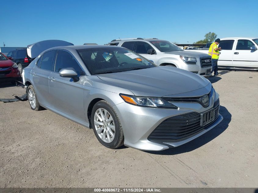 2018 Toyota Camry, LE