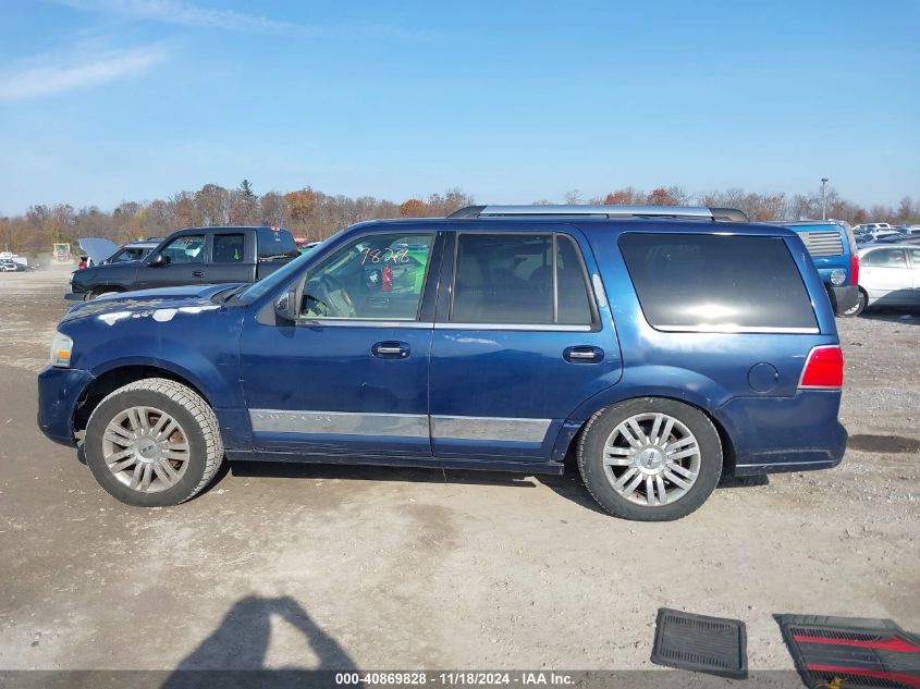 2007 Lincoln Navigator Ultimate VIN: 5LMFU28577LJ19885 Lot: 40869828