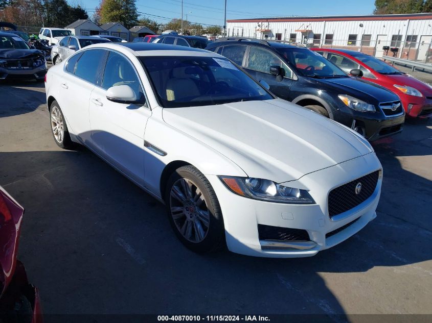 VIN SAJBJ4BV4HCY40638 2017 Jaguar XF, 35T Premium no.1