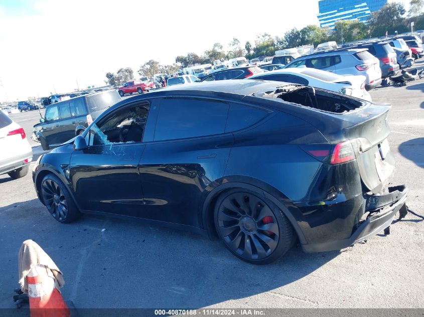 2022 Tesla Model Y Performance Dual Motor All-Wheel Drive VIN: 7SAYGDEF4NF460647 Lot: 40870188