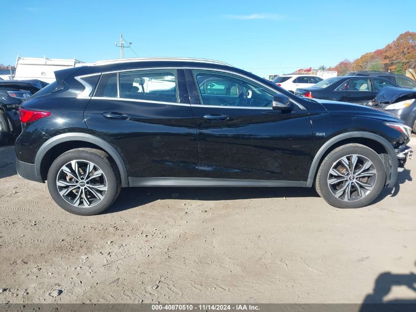 VIN SJKCH5CR9JA056976 2018 Infiniti QX30, Premium no.14