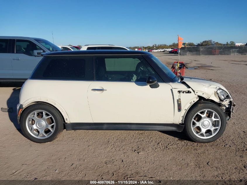 2006 Mini Cooper S VIN: WMWRE33536TL18202 Lot: 40870626