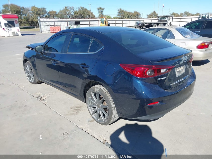 2018 MAZDA MAZDA3 TOURING - 3MZBN1V37JM172816