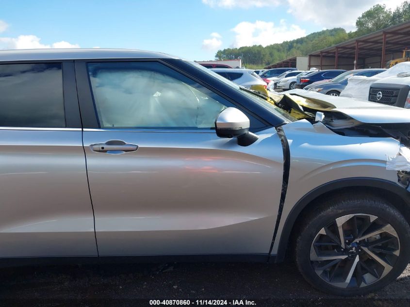 2024 Mitsubishi Outlander Se 2.5 /Se Black Edition /Se Black Edition W/Pano Roof /Se Ralliart VIN: JA4J4VA84RZ013735 Lot: 40870860