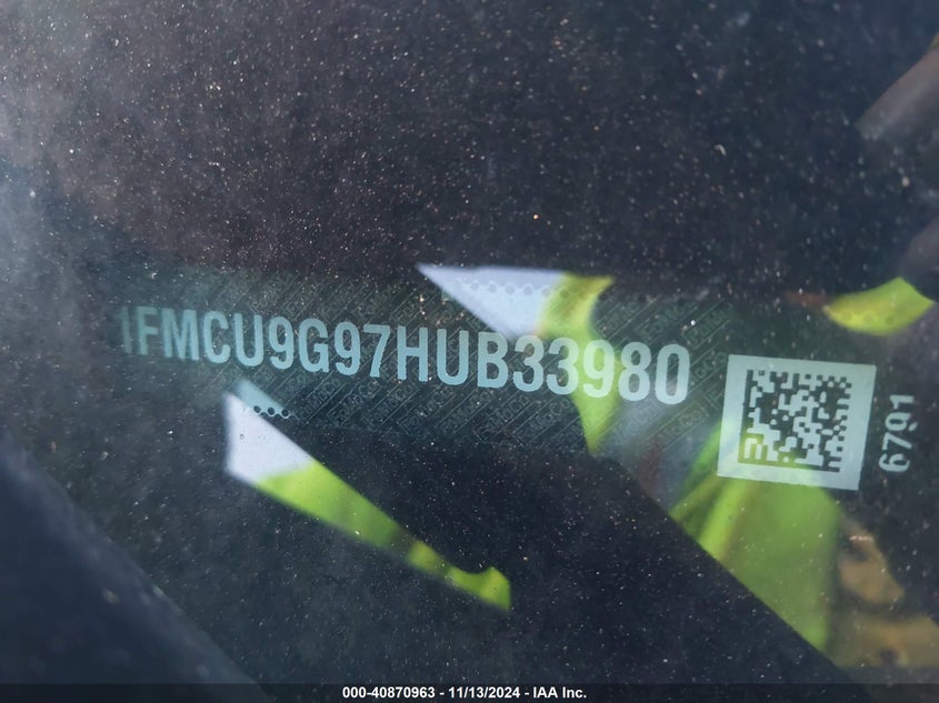 VIN 1FMCU9G97HUB33980 2017 FORD ESCAPE SE