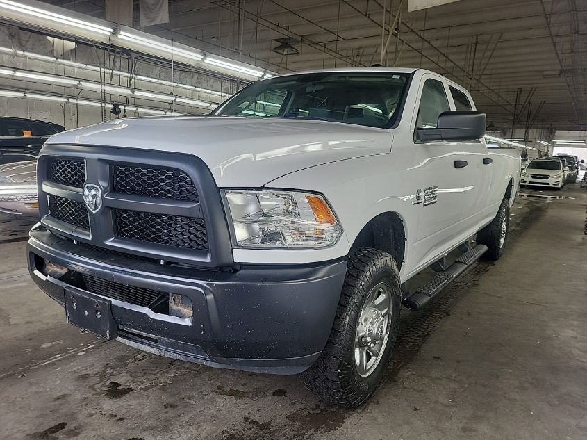 2018 Ram 2500 Tradesman 4X4 8' Box VIN: 3C6UR5HL4JG179473 Lot: 40871111