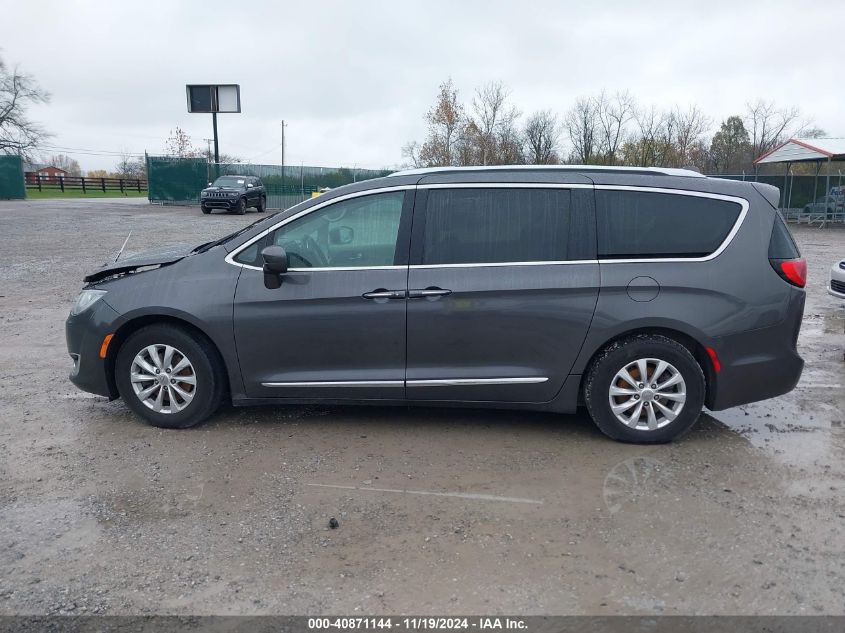 2018 Chrysler Pacifica Touring L VIN: 2C4RC1BG9JR275288 Lot: 40871144