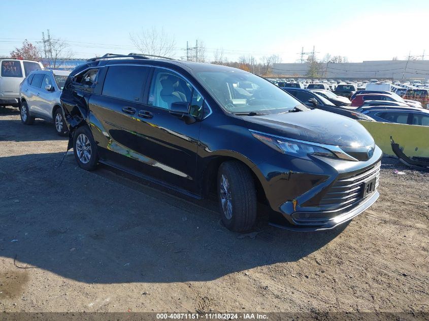 VIN 5TDKSKFC7RS143246 2024 TOYOTA SIENNA no.1