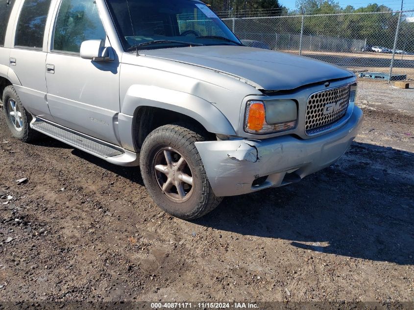 2000 GMC Yukon Denali VIN: 1GKEK13R3YR129877 Lot: 40871171