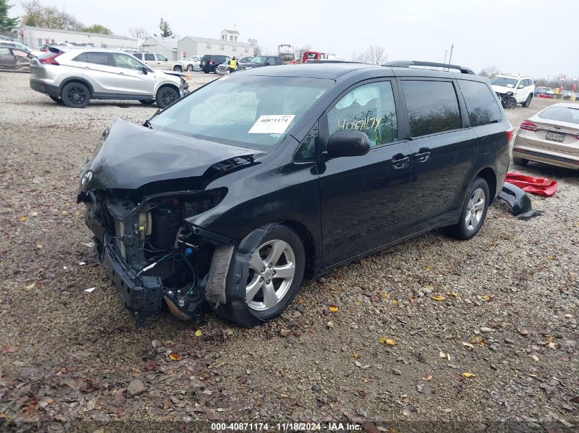 VIN 5TDKK3DC2FS603465 2015 TOYOTA SIENNA no.2