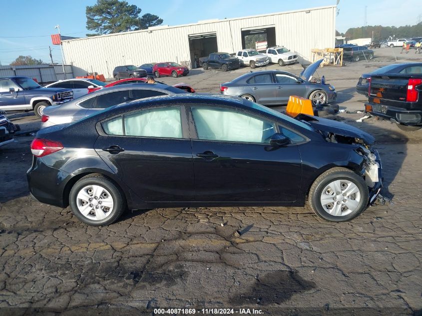 2018 Kia Forte Lx VIN: 3KPFK4A70JE213935 Lot: 40871869