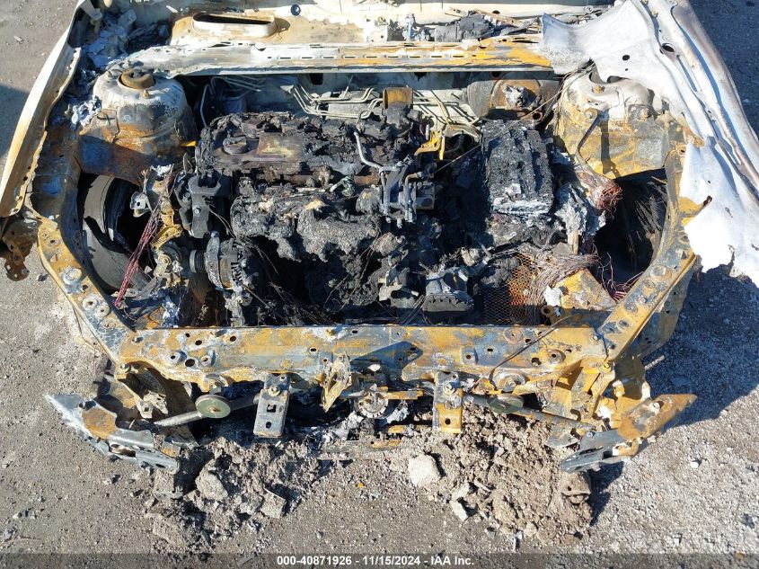 2018 TOYOTA CAMRY LE - JTNB11HK6J3070079