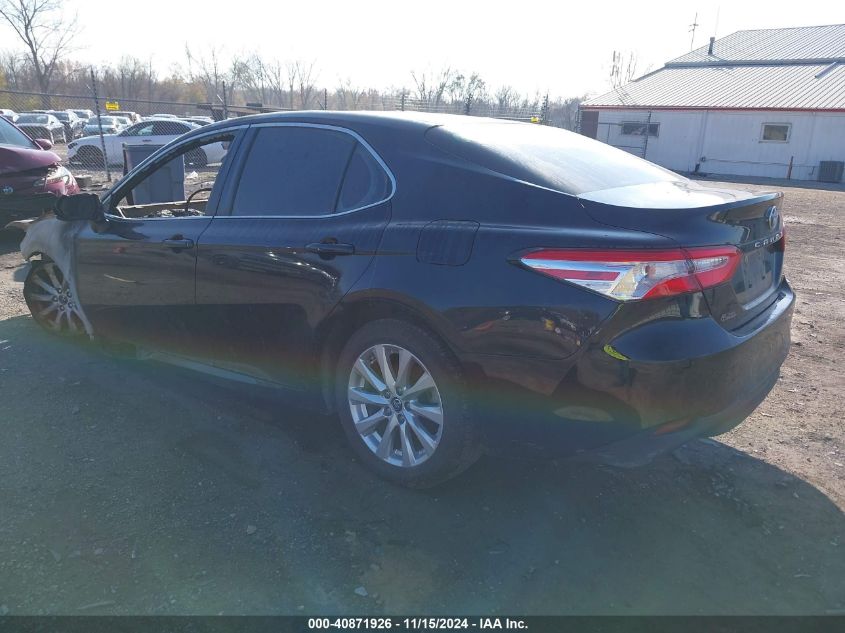 VIN JTNB11HK6J3070079 2018 Toyota Camry, LE no.3