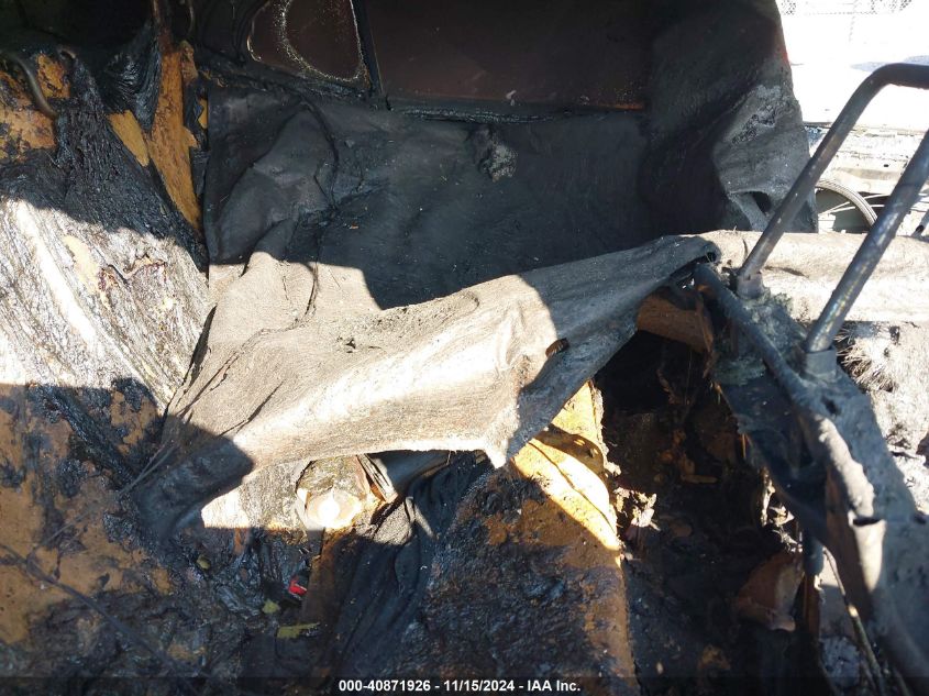 2018 TOYOTA CAMRY LE - JTNB11HK6J3070079