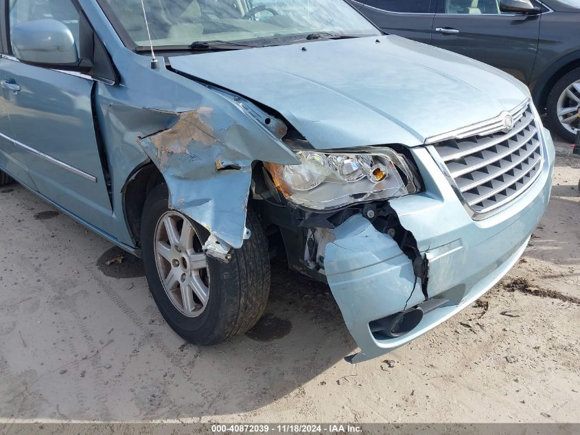 2010 Chrysler Town & Country Touring VIN: 2A4RR5D15AR329257 Lot: 40872039